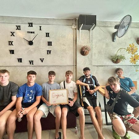צ'יאנג מאי Doze Hostel מראה חיצוני תמונה