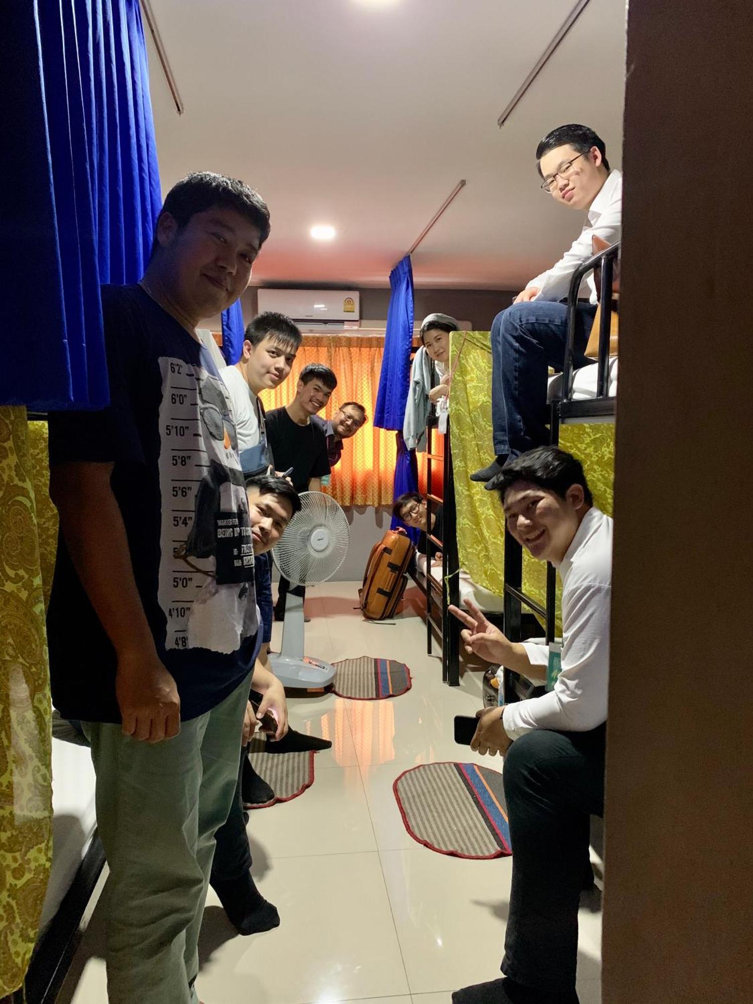 צ'יאנג מאי Doze Hostel מראה חיצוני תמונה