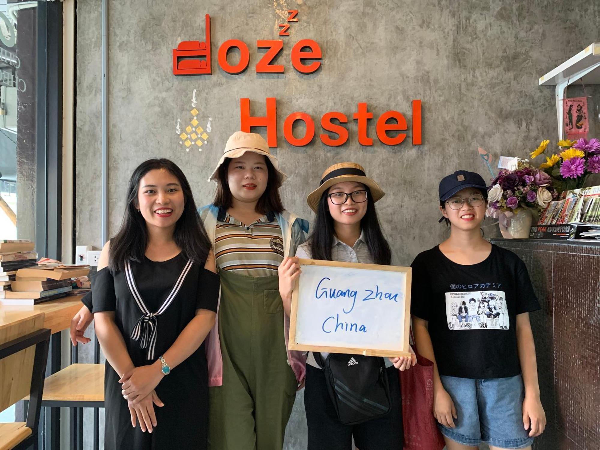 צ'יאנג מאי Doze Hostel מראה חיצוני תמונה